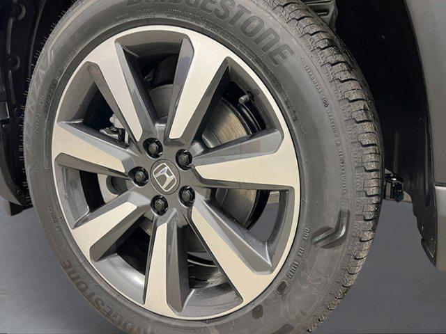 new 2025 Honda Pilot car, priced at $51,780