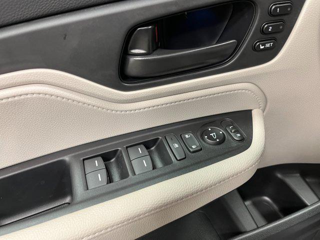 new 2025 Honda Odyssey car, priced at $44,125