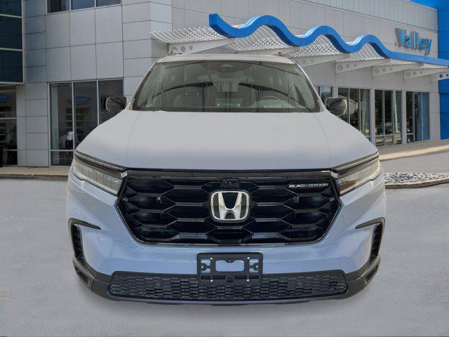 new 2025 Honda Pilot car, priced at $57,215