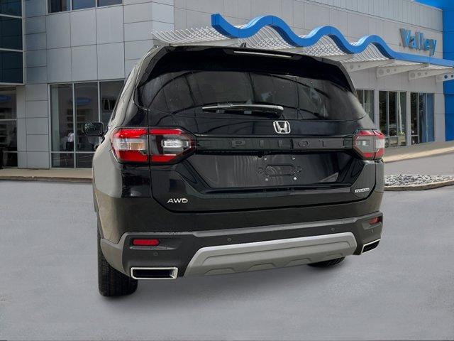 new 2025 Honda Pilot car, priced at $51,050