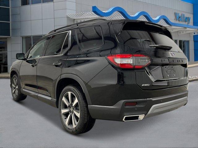 new 2025 Honda Pilot car, priced at $51,050