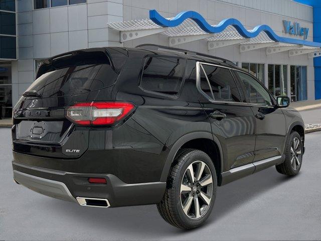 new 2025 Honda Pilot car, priced at $54,575