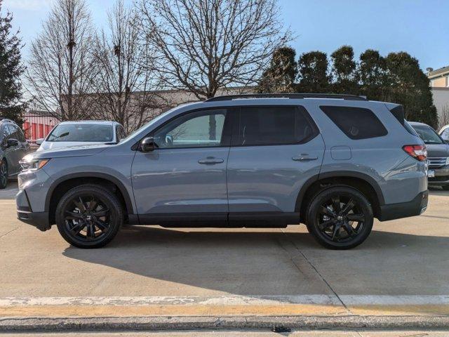 used 2025 Honda Pilot car, priced at $51,995