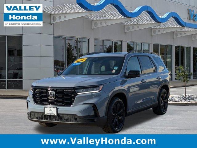 used 2025 Honda Pilot car, priced at $51,995