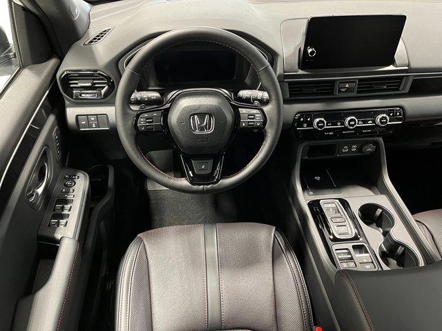 new 2025 Honda Pilot car, priced at $57,215