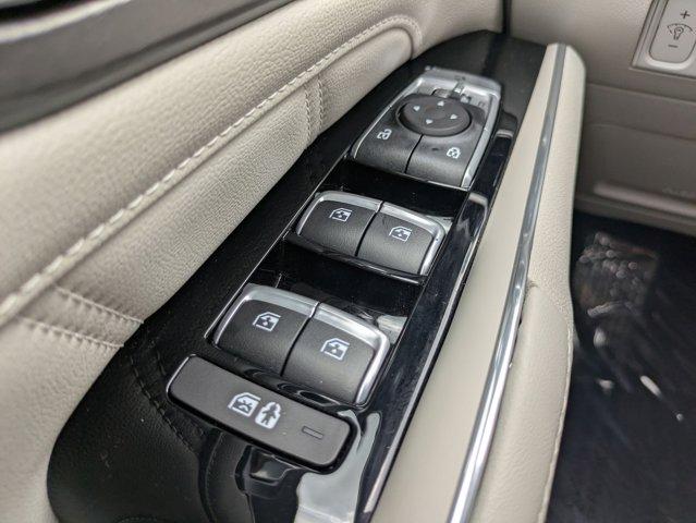 used 2023 Kia Sorento car, priced at $31,495