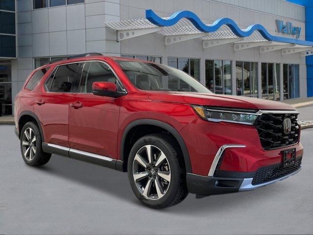 new 2025 Honda Pilot car, priced at $55,715