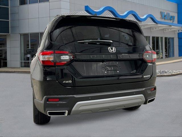 new 2025 Honda Pilot car, priced at $51,095