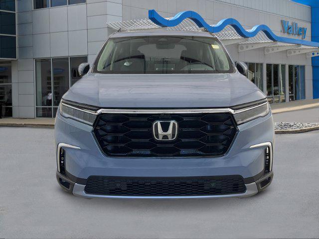 new 2025 Honda Pilot car, priced at $54,985