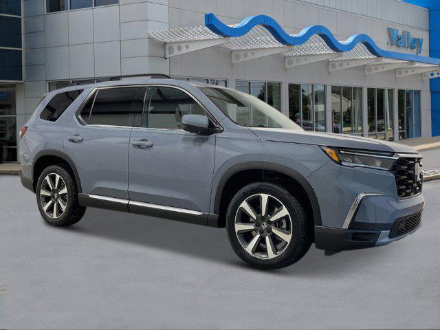 new 2025 Honda Pilot car, priced at $54,985