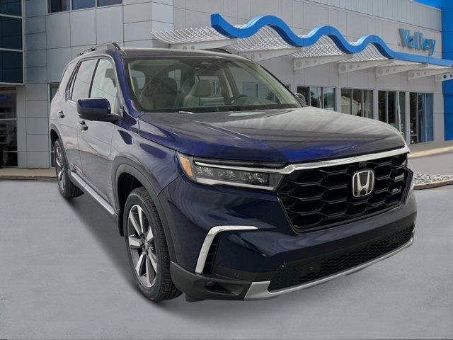 new 2025 Honda Pilot car, priced at $55,260