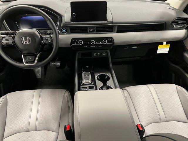 new 2025 Honda Pilot car, priced at $55,260