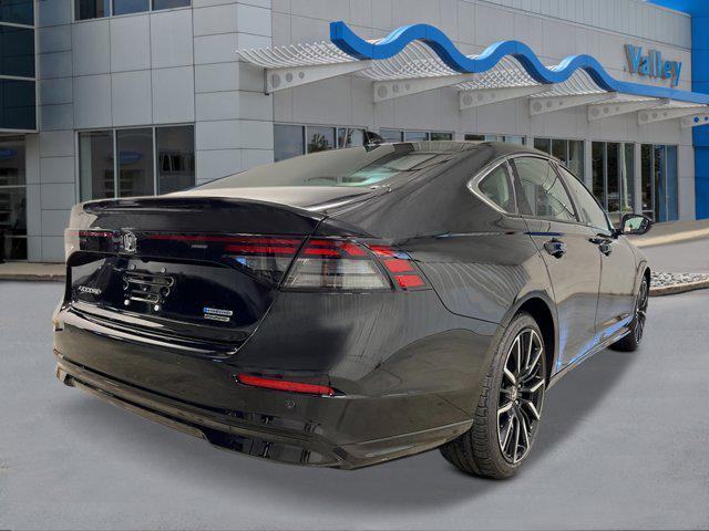 new 2025 Honda Accord Hybrid car, priced at $40,450