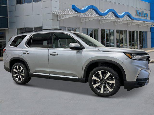 new 2025 Honda Pilot car, priced at $54,530