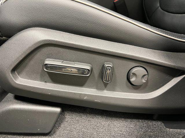 new 2025 Honda Pilot car, priced at $55,715