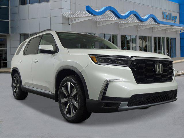new 2025 Honda Pilot car, priced at $52,280
