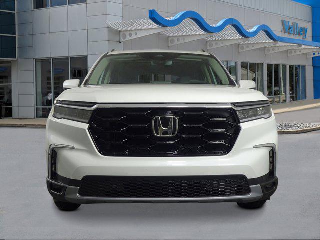 new 2025 Honda Pilot car, priced at $52,280