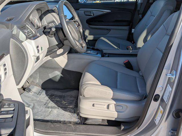 used 2022 Honda Pilot car, priced at $32,995