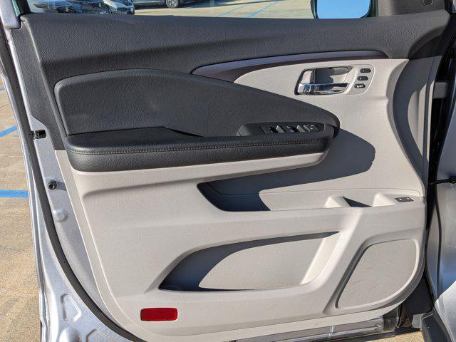 used 2022 Honda Pilot car, priced at $32,995