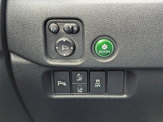 used 2022 Honda Pilot car, priced at $29,995