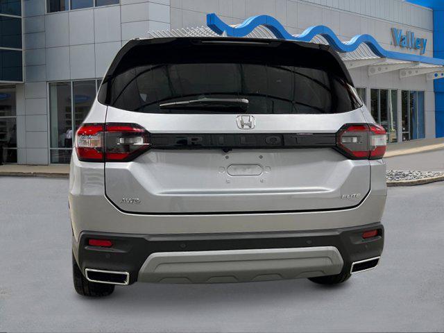 new 2025 Honda Pilot car, priced at $55,260