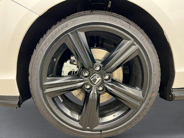 new 2025 Honda Accord Hybrid car, priced at $36,980