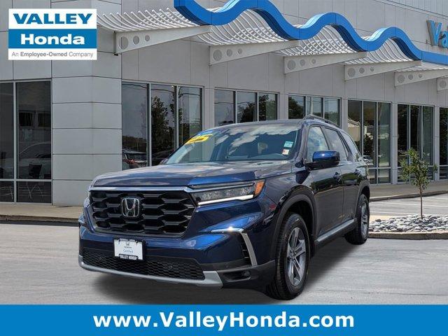 used 2025 Honda Pilot car, priced at $44,495