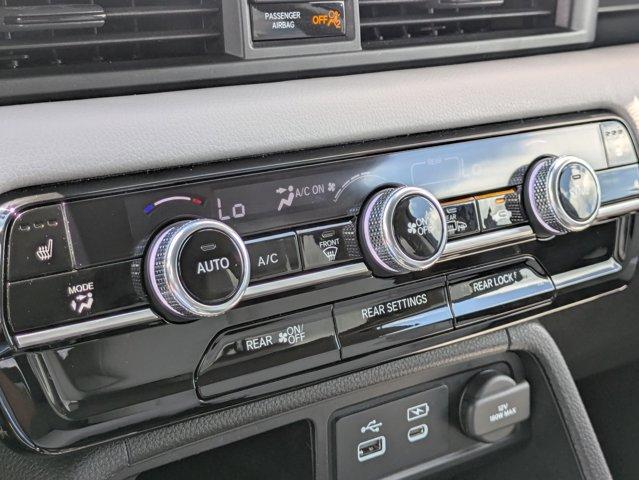 used 2025 Honda Pilot car, priced at $44,495