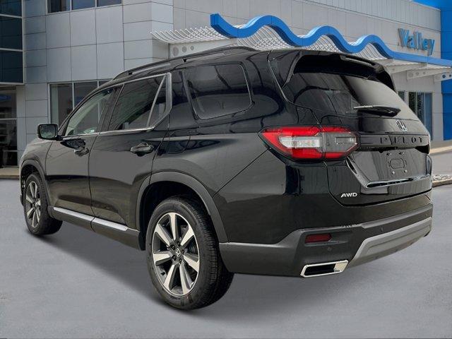 new 2025 Honda Pilot car, priced at $51,050