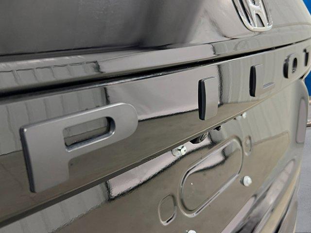 new 2025 Honda Pilot car, priced at $51,050