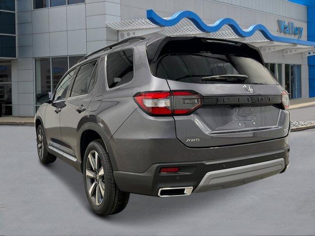 new 2025 Honda Pilot car, priced at $51,095