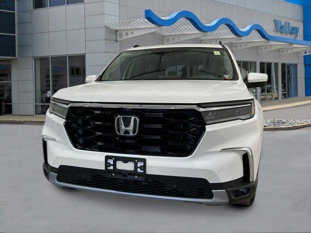 new 2025 Honda Pilot car, priced at $55,030