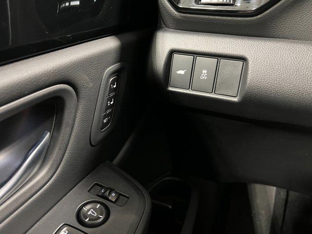 new 2025 Honda Pilot car, priced at $51,095
