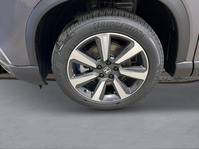 new 2025 Honda Pilot car, priced at $51,095