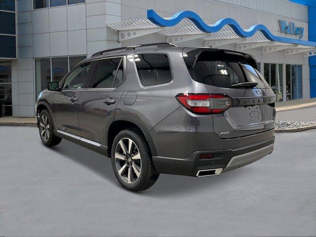 new 2025 Honda Pilot car, priced at $55,305