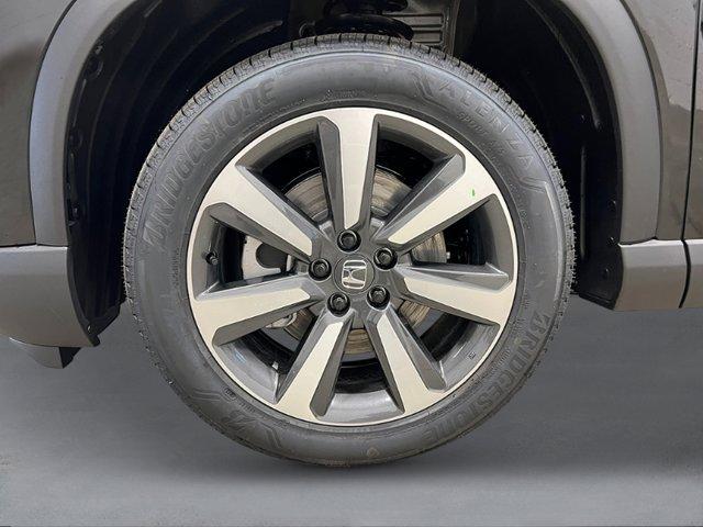 new 2025 Honda Pilot car, priced at $54,530