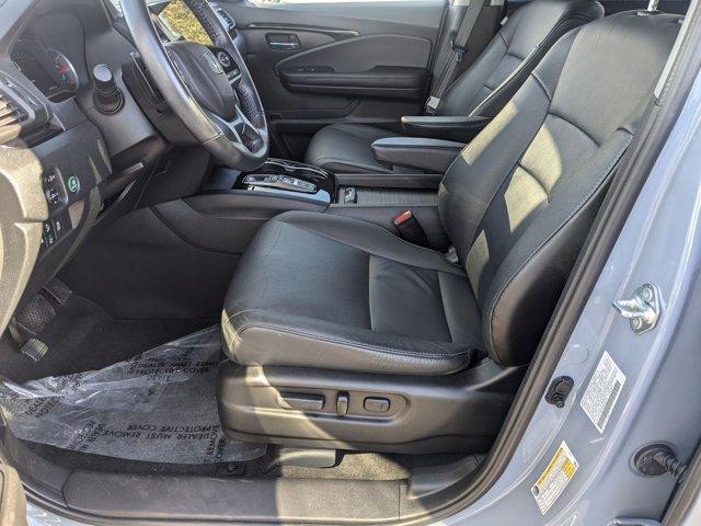 used 2022 Honda Pilot car, priced at $35,995