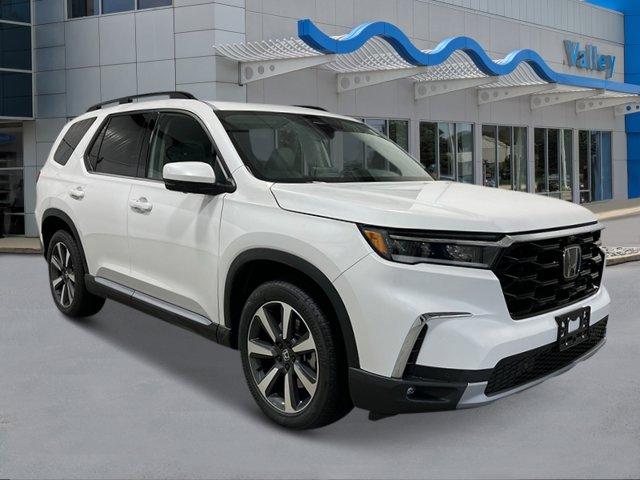 new 2025 Honda Pilot car, priced at $55,030