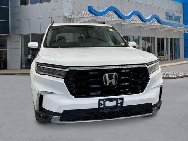 new 2025 Honda Pilot car, priced at $55,030