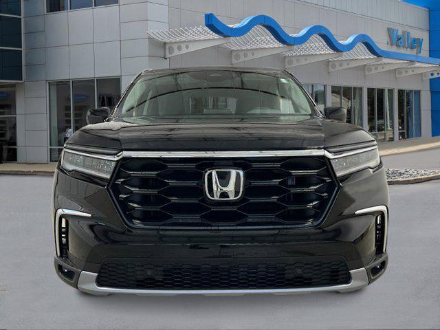 new 2025 Honda Pilot car, priced at $47,780