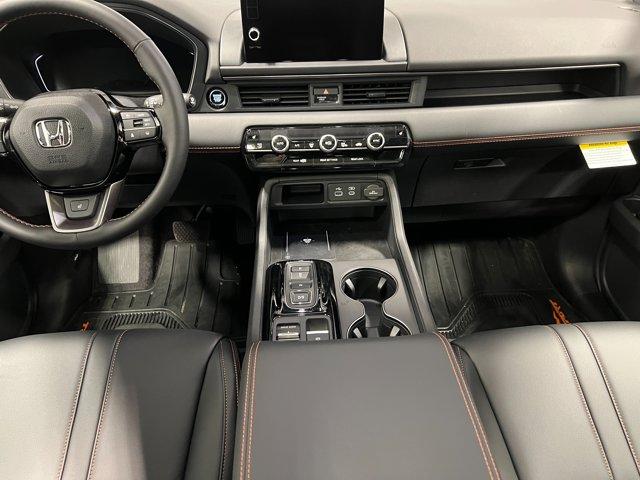 new 2025 Honda Pilot car, priced at $52,950