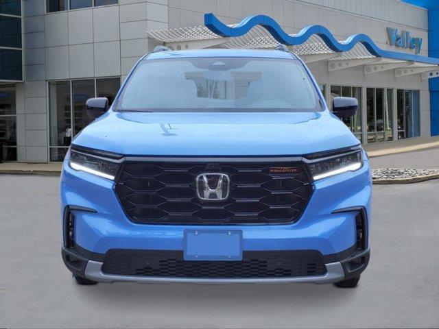new 2025 Honda Pilot car, priced at $52,950