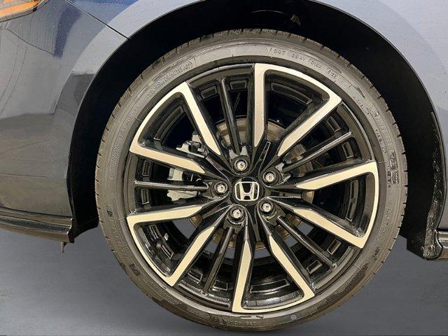 new 2025 Honda Accord Hybrid car, priced at $40,450