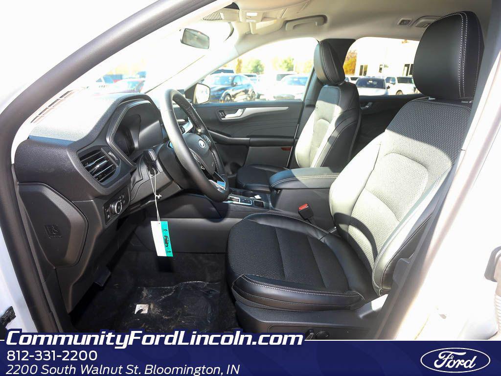 new 2026 Ford Escape PHEV car, priced at $31,528