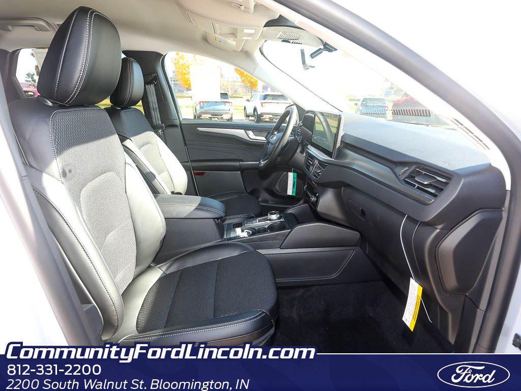 new 2026 Ford Escape PHEV car, priced at $31,528