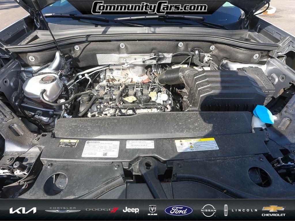 used 2024 Volkswagen Atlas car, priced at $29,500