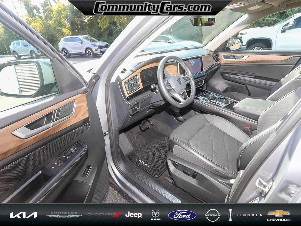used 2024 Volkswagen Atlas car, priced at $29,500