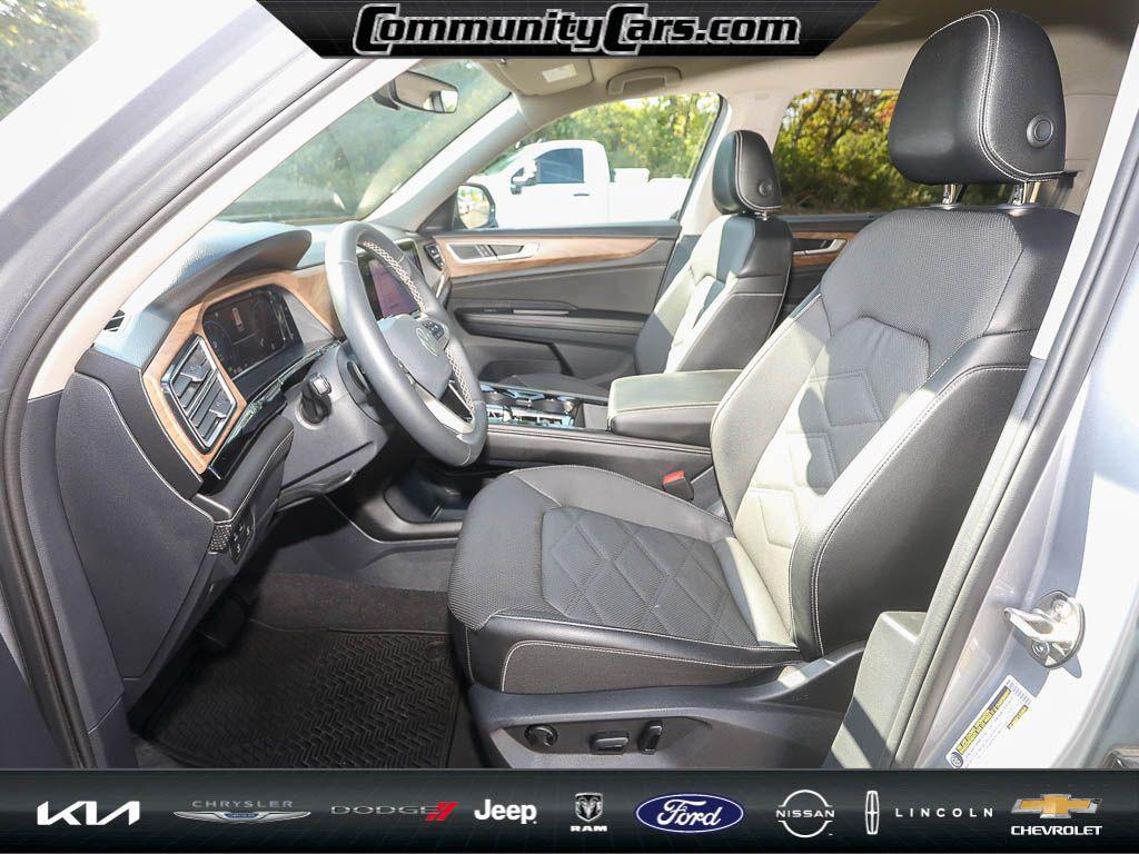 used 2024 Volkswagen Atlas car, priced at $29,500