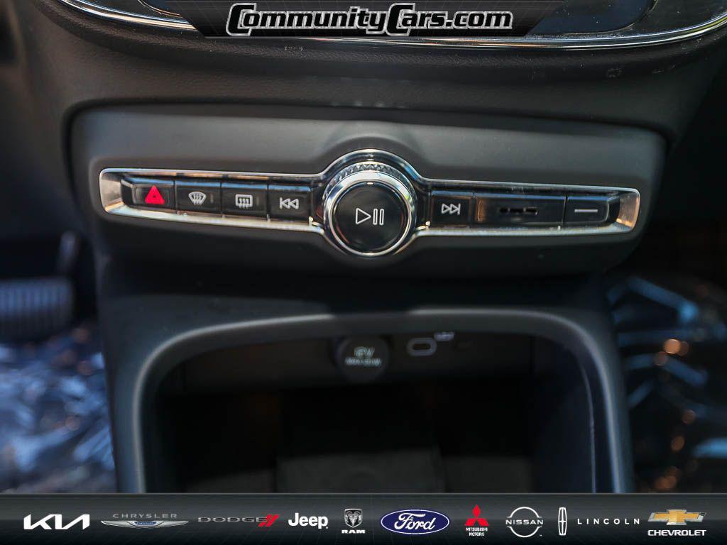 used 2023 Volvo XC40 car, priced at $35,000