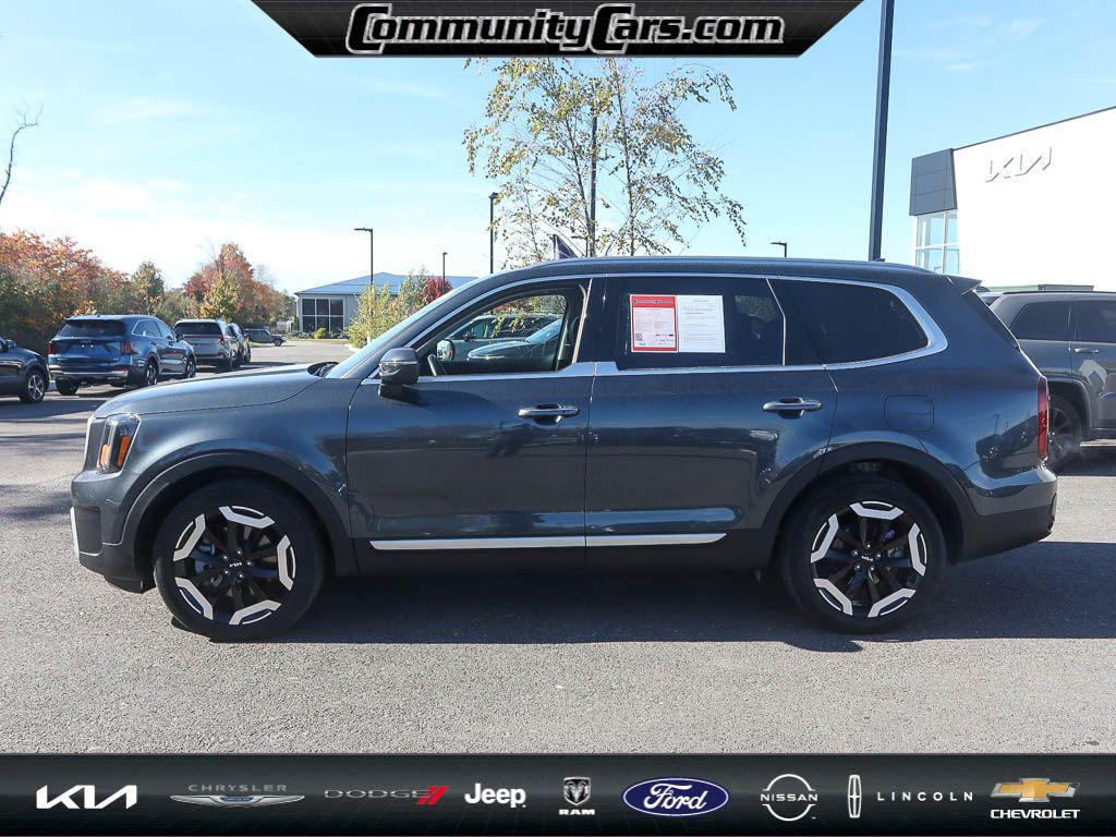 used 2024 Kia Telluride car, priced at $33,500